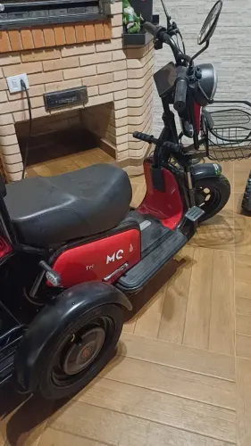 Triciclo Autopropelido Novo 90km