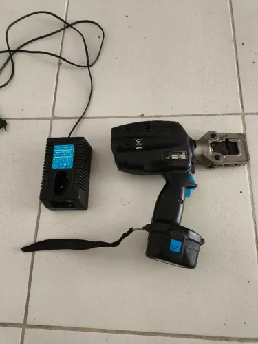 Prensa terminal hidráulico bateria 