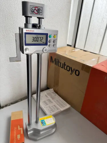 Calibrador Traçador de Altura Mitutoyo Digital 300mm Novo