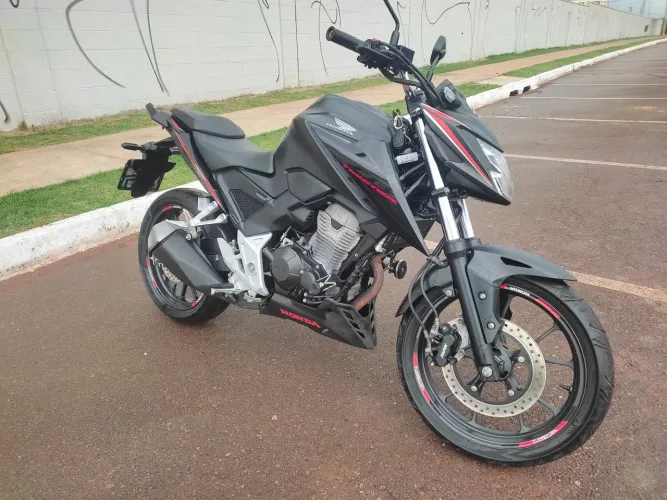Honda cb 300F Twister flex 2023