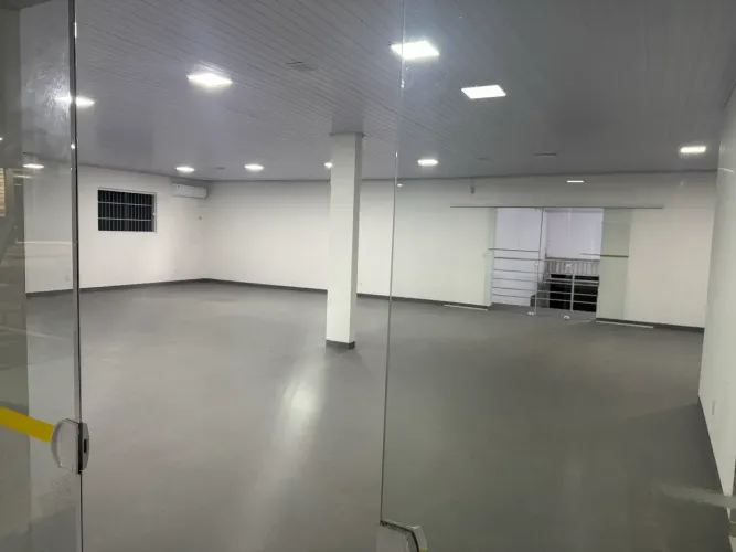 Alugo galpão para armazenamento 