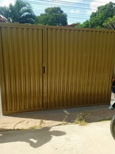 Portões para garagem, novo material galvanizado