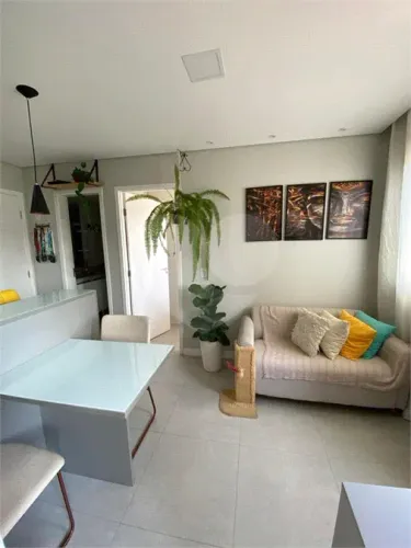 Apartamento com 2 quartos à venda em Cambuci - SP
