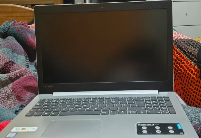 Notebook Lenovo ideaped 330, 1TB armazenamento 4gb de RAM