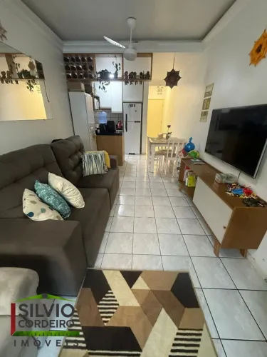 Apartamento com 2 Dormitórios - Barra da Lagoa, Florianópolis