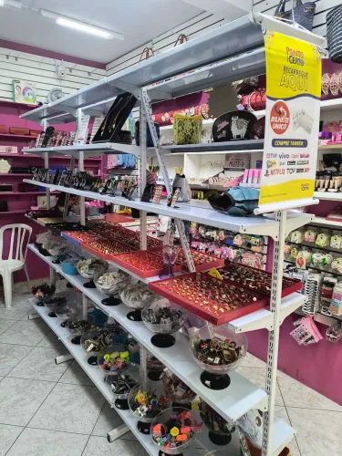 Prateleira de alumínio