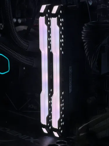 Memoria ram ddr4 corsair vegenance pro