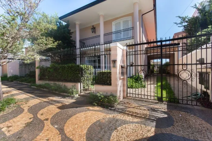 Casa em Condomínio para Alugar - Nova Campinas | Alto Padrão e Conforto