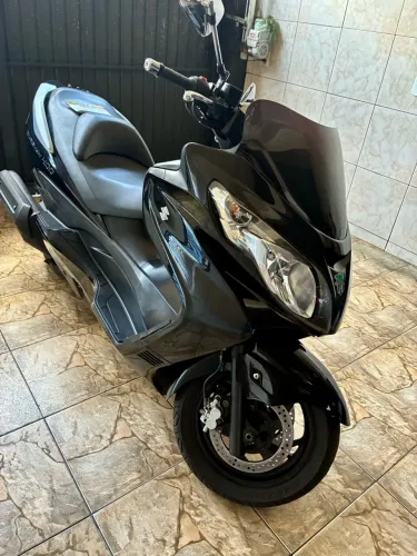 Suzuki Burgman 400 2010