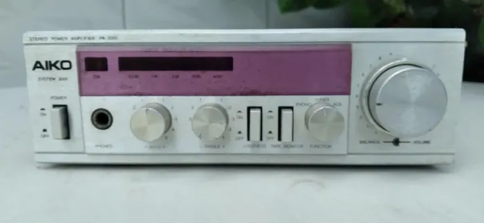 Amplificador Aiko PA - 3000