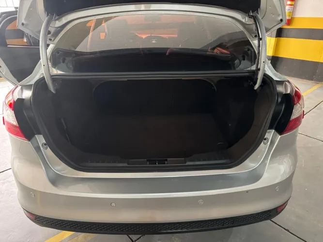 Ford Focus Sedan 2.0 16v/2.0 16V Flex 4P Aut. 2015