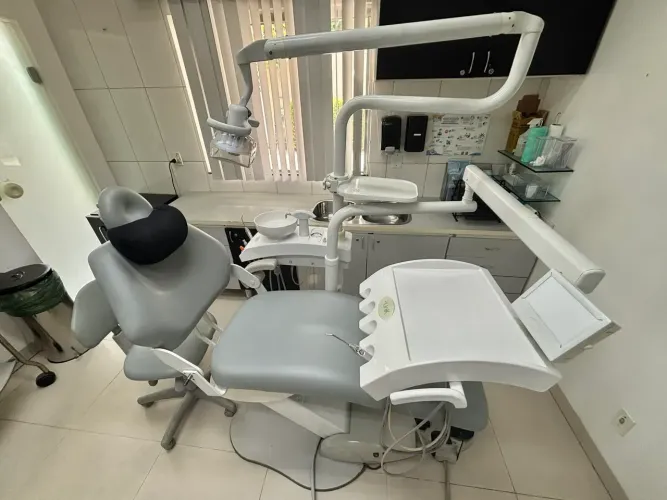 Consultório Odontológico 100% EQUIPADO no Parque das Laranjeiras Av Nilton Lins