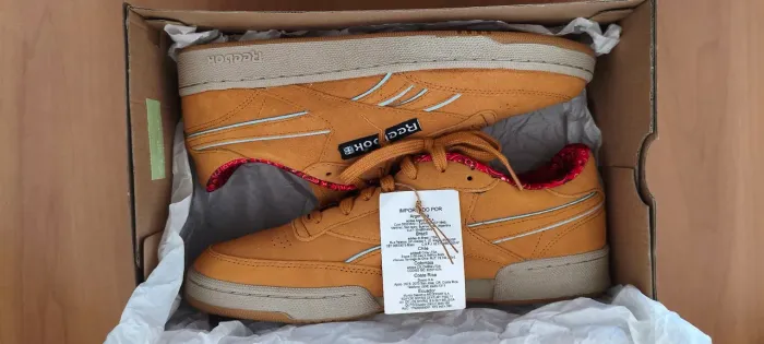 Tenis Reebok Club C Jurassic Park Orginal<br>GZ6322 Tam 41 Novo