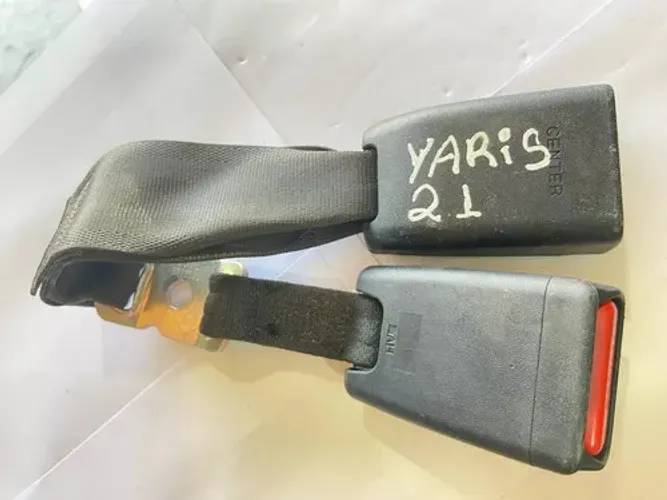 Engate Cinto Segurança Traseiro Toyota Yaris Ano 2021