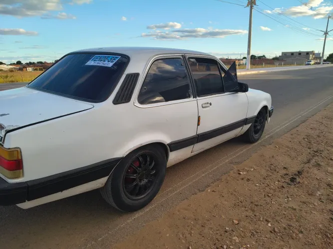 Chevrolet Chevette L / SL / Sl/e / DL / SE 1.6 1987