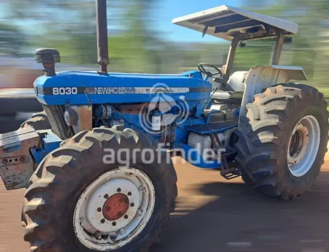 Trator New Holland 8030 ano 1986