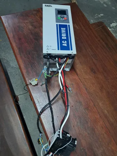 Variador de Frequência Trifásico