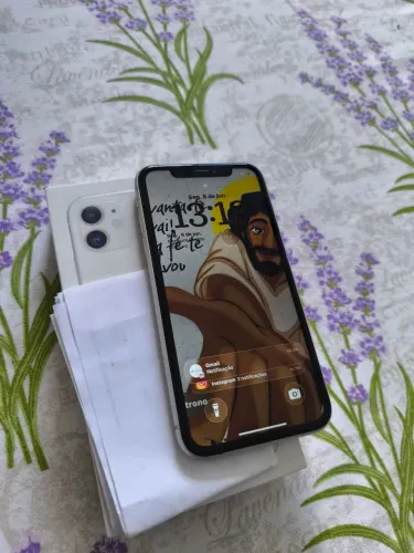 Vendo iPhone 11 128gb ler anúncio