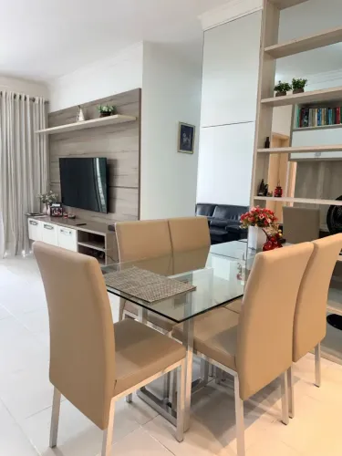 Aluga-se apartamento Chácara Montenegro 3/4 CEDRO
