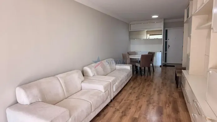 INTERESSANTE APTO DE 03 DORMITÓRIOS - MOBILIADO - JUNTO AO HIPPO E AV. BEIRAMAR