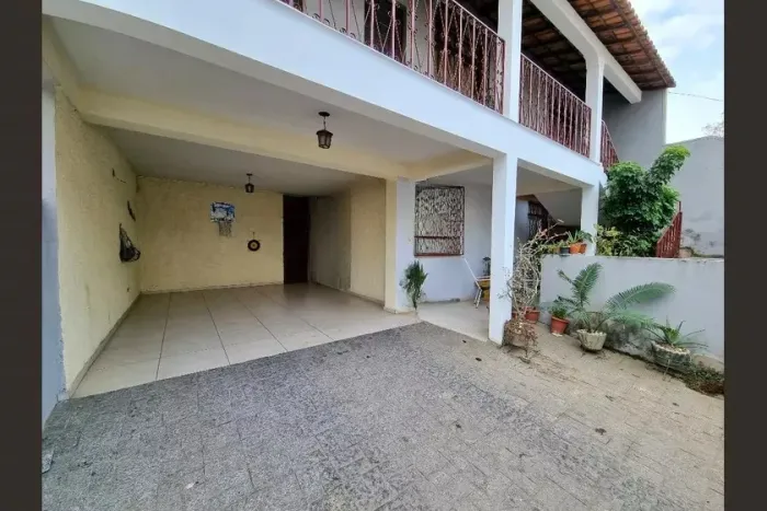 Casa à Venda - Alípio de Melo, 4 Quartos, 231 m2