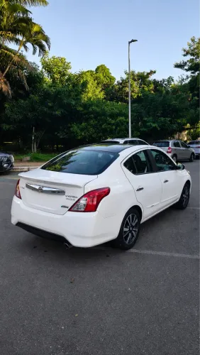 Nissan Versa Unique 1.6 16V Flexstart 4P Aut. 2018