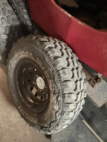 PNEU MT 31/10.5/ 15