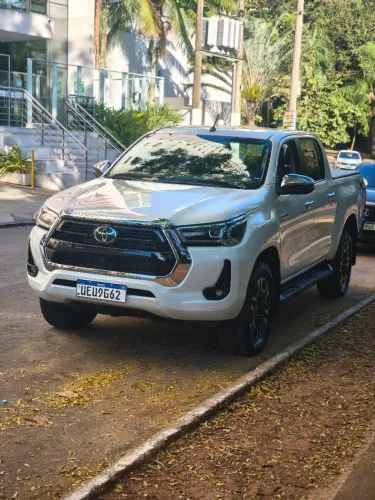Toyota Hilux CD SRX 4X4 2.8 TDI 16V Diesel Aut. 2026