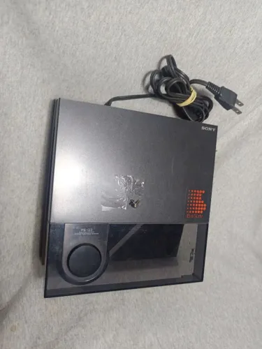 Sony PS-Q3. LEIA