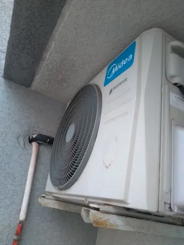 Ar condicionado mídia