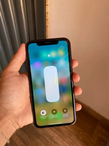 iPhone 128GB