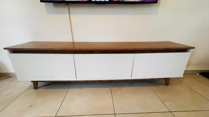 Rack Retrô 180cm (para TV até 75") - Estado de Novo / Já Montado