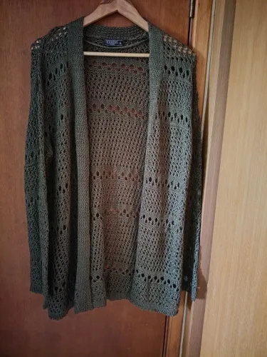 Tricô alongado Verde M pouco uso e perfeito