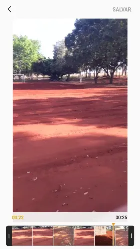 Área comercial em frente a Rodovia
