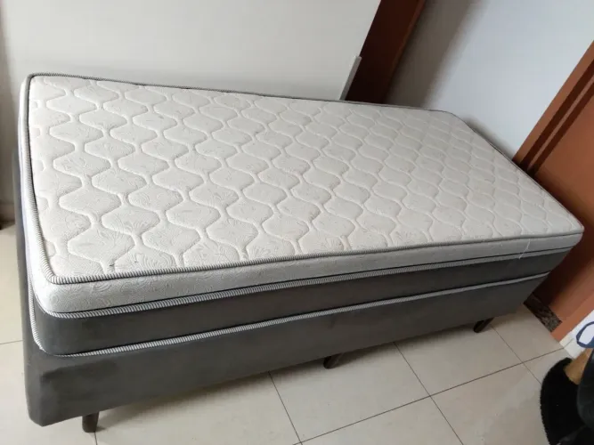 Cama box solteiro com colchão