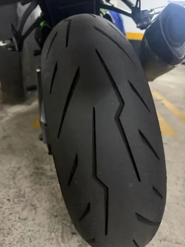 Par de Pneu Pirelli Rosso 4