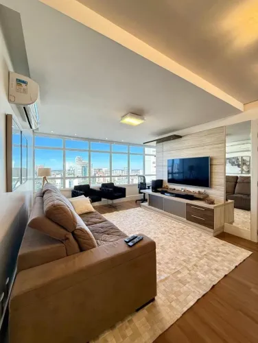 Apartamento Semimobiliado Mont Blanc
