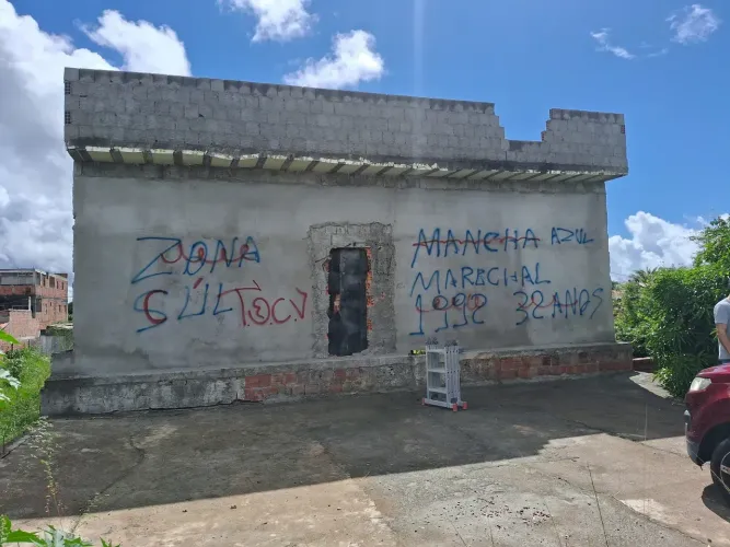 Imóvel para aluguel e venda possui 400 metros quadrados em Praia do Frânces - Marechal Deo