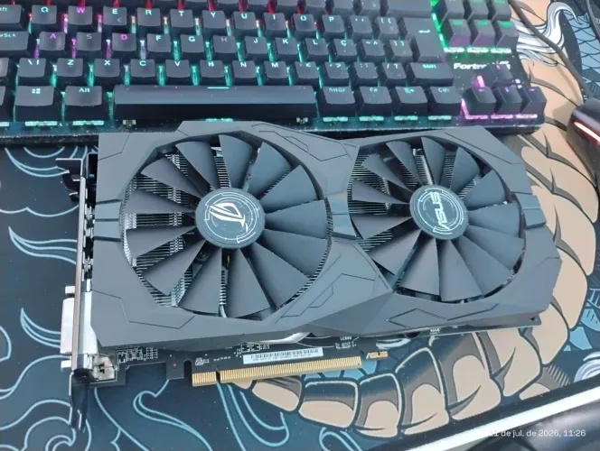 Placa de Vídeo ASUS Radeon RX 470 ROG Strix OC Edition 4GB GDDR5 256-bit PCI Express 3.0