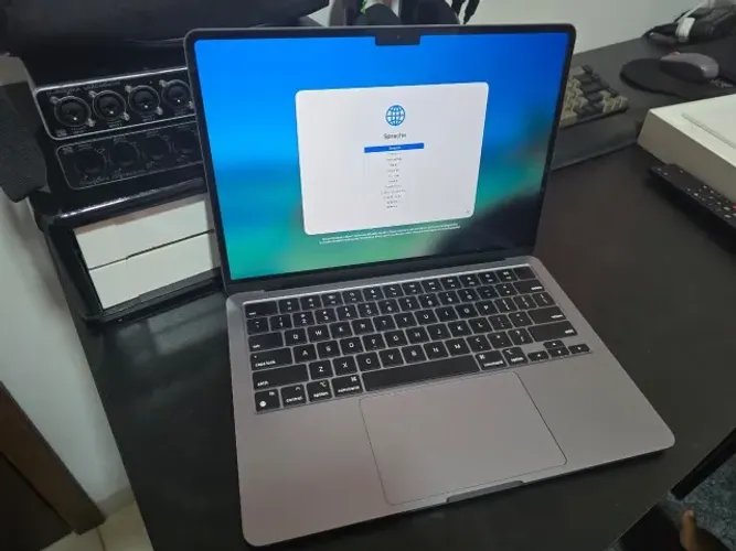 MacBook Air M2