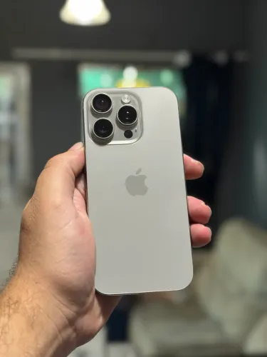 iPhone 16 pro natural 256 GB 6 meses de garantia