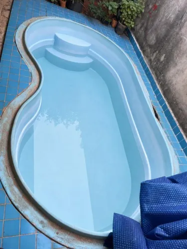 Piscina feijão 