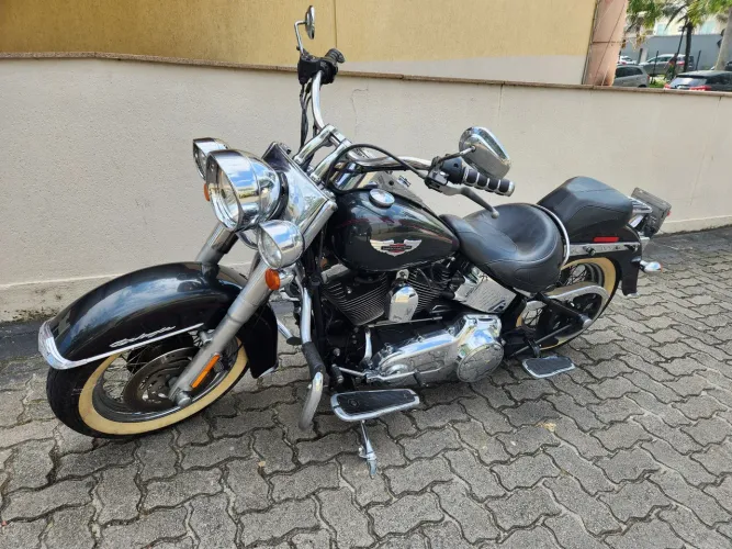 Harley Deluxe muito concervada 