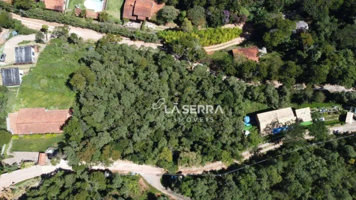 Terreno à venda, 930 m² por R$ 195.000,00 - Nogueira - Petrópolis/RJ
