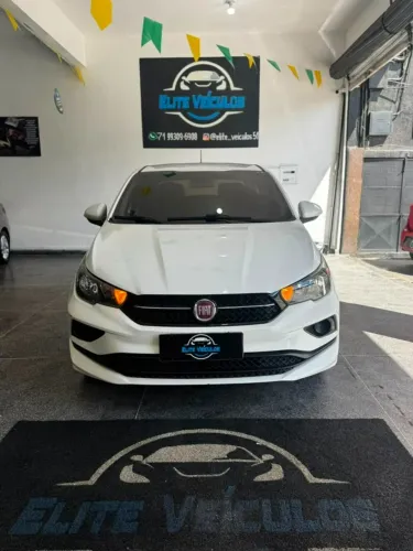Fiat Cronos Drive 1.8 16V Flex AUT 2020
