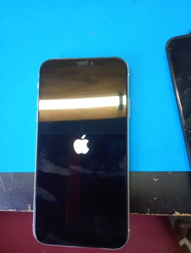 iPhone XR para pecas