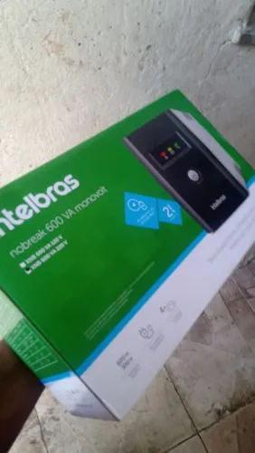 No-break inteiras 220 com bateria que segura equip. Quando acaba luz