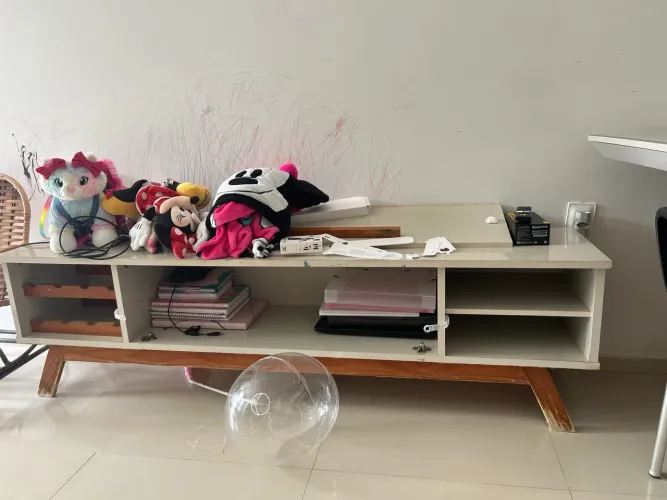 Rack usado para sala com porta