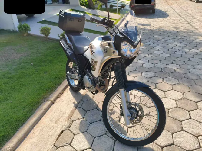 Ténéré 250 2016 pouco KM e único dono