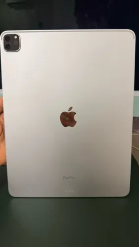 iPad Pro 12.9 6?Geração